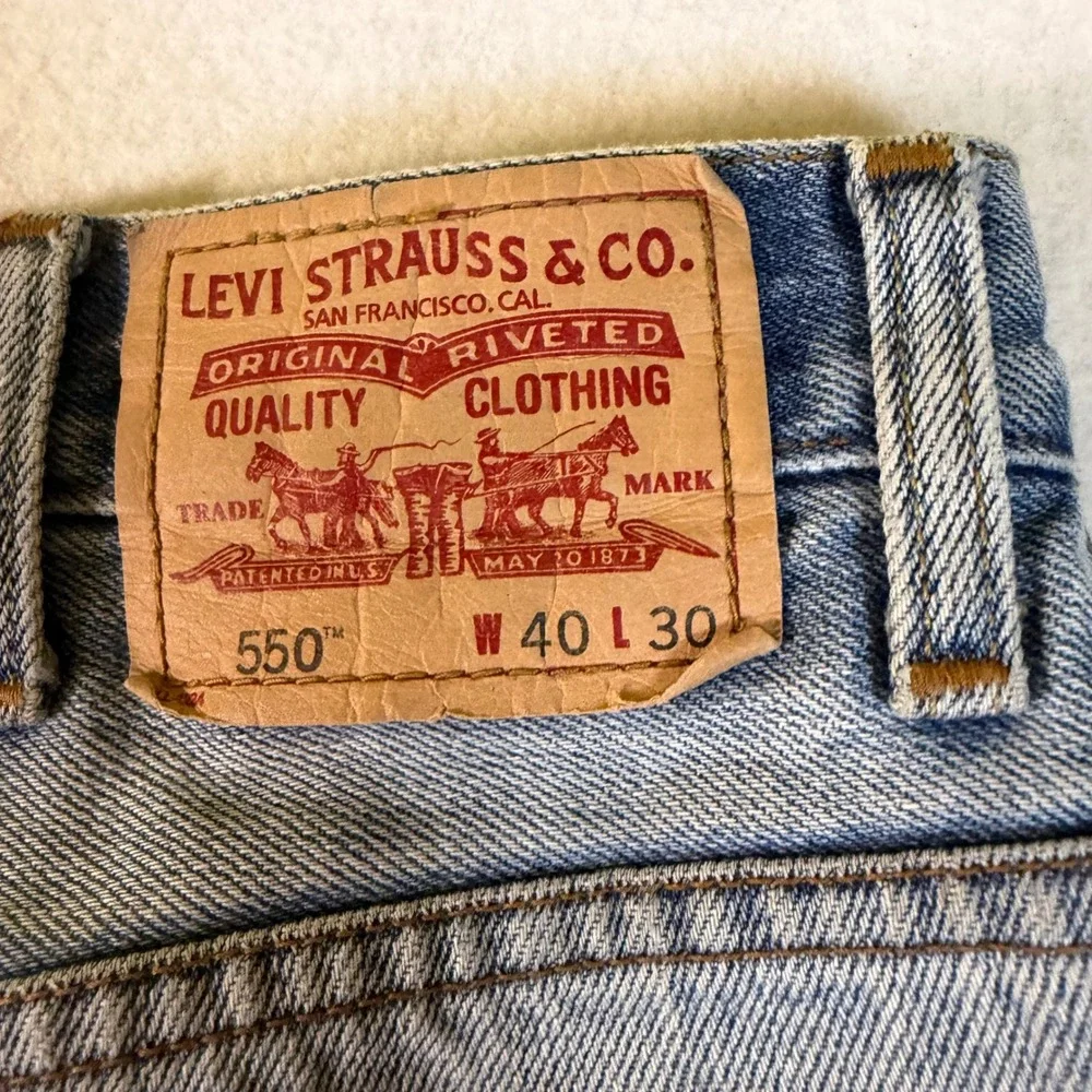 Levis 550 Relaxed Fit Tapered Leg Light Wash Blue Denim Jeans 40x30 6955